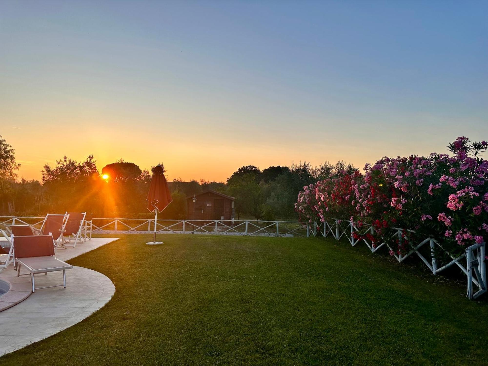 Agriturismo Re Di Fiori Donoratico Exterior photo