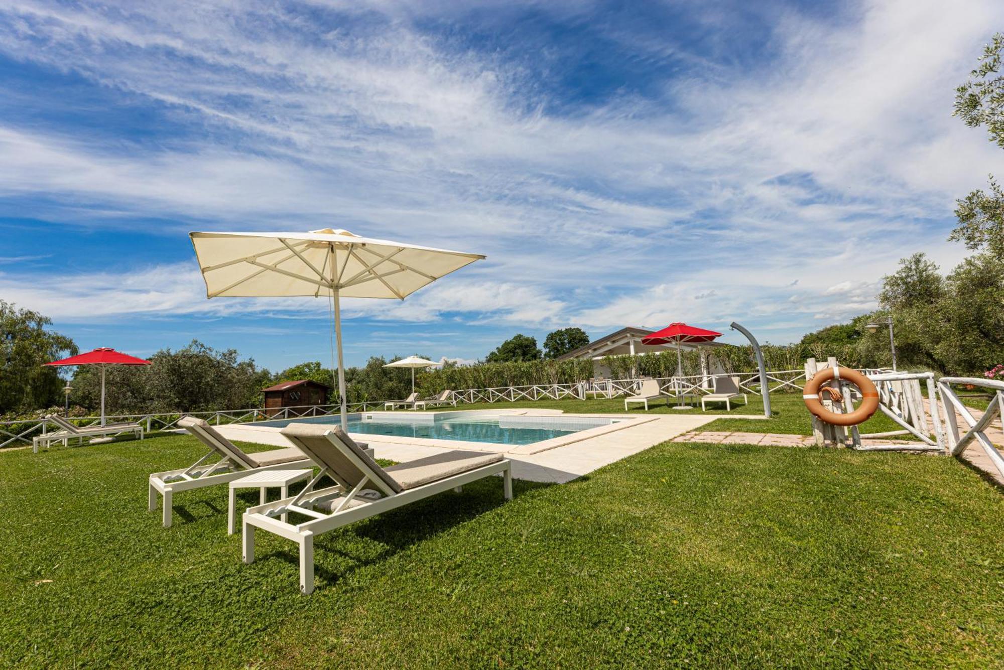Agriturismo Re Di Fiori Donoratico Exterior photo