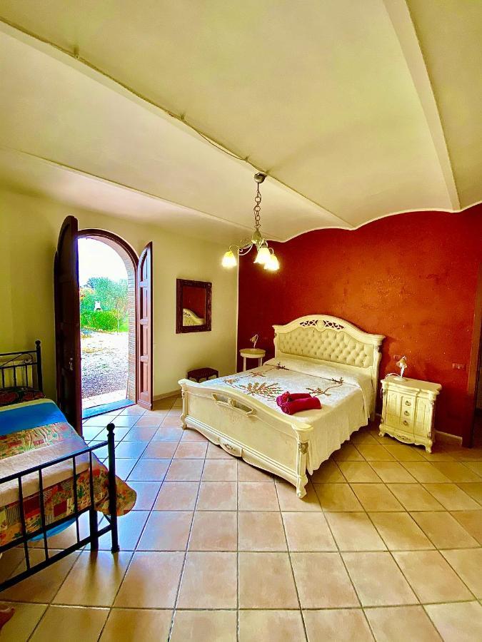 Agriturismo Re Di Fiori Donoratico Exterior photo
